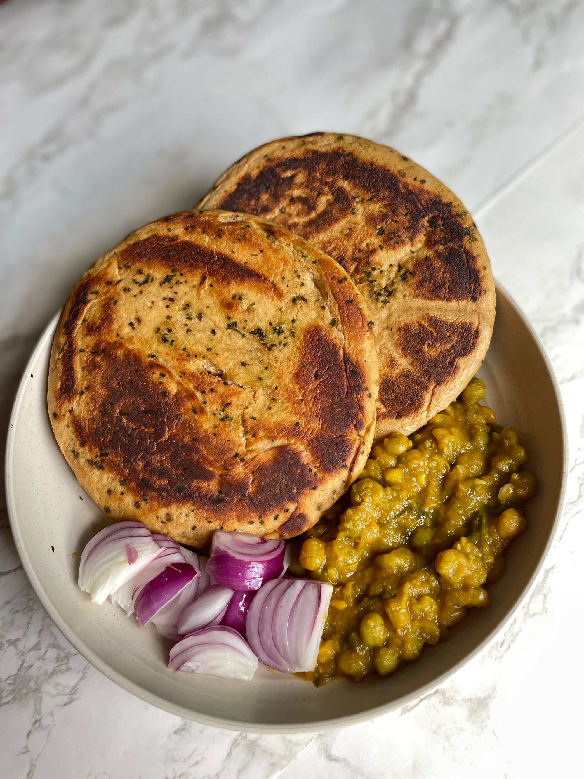 Matar Kulcha